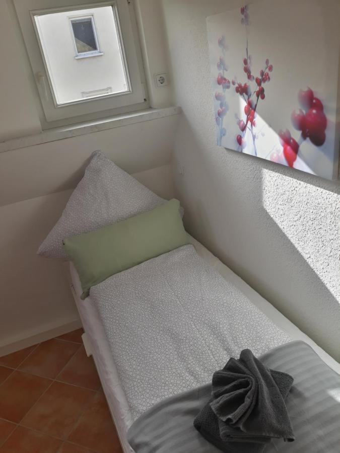 Ferienwohnung Katrin - Nahe Chemnitz Limabach - Oberfrohna Buitenkant foto